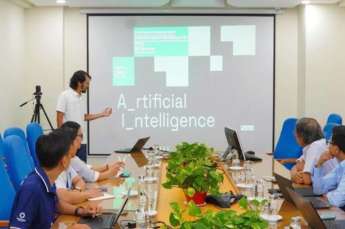 Trường Đại học Quang Trung mở rộng hợp tác quốc tế trong lĩnh vực AI