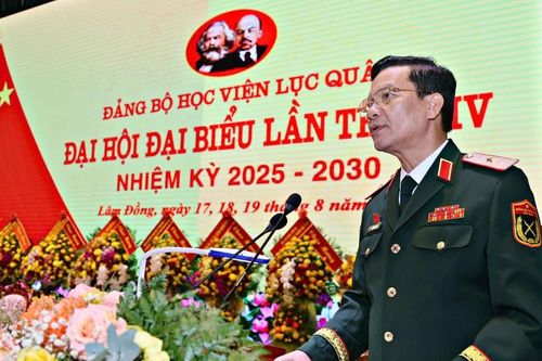 Thiếu tướng Trần Danh Khải giữ chức Bí thư Đảng ủy Học viện Lục quân