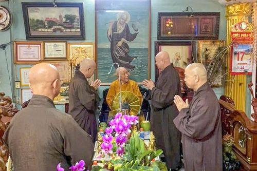 Vấn an Trưởng lão Hòa thượng Thích Như Niệm - Phó Thư ký Hội đồng Chứng minh