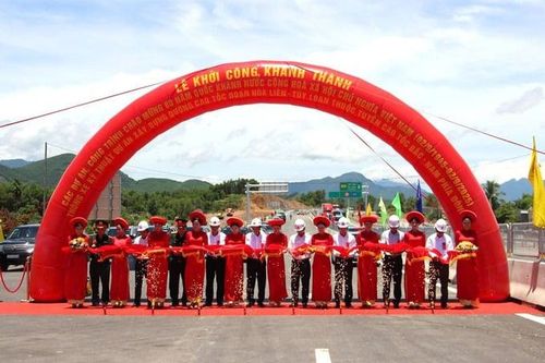 Đà Nẵng thông xe cao tốc Hòa Liên - Túy Loan hơn 2.000 tỷ đồng