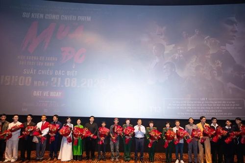 'Mưa đỏ': Khốc liệt, đau thương nhưng tràn đầy tình yêu, lòng tự hào