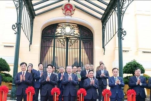 Lễ bàn giao Trụ sở làm việc Cơ quan Chủ tịch nước
