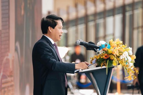Phó Thống đốc Phạm Tiến Dũng dự lễ khánh thành Tòa tháp Trung tâm Tài chính quốc tế