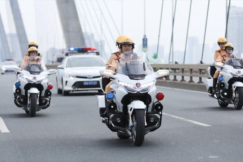 Dấu ấn cảnh sát dẫn đoàn trên mỗi cung đường