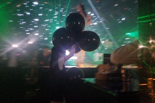 Nhan nhản bóng cười, shisha trong quán bar ở vùng biên Quảng Ninh