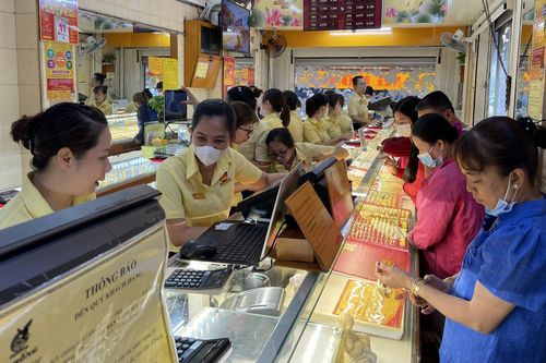 Đầu tư vàng từ đầu năm, người mua lãi bao nhiêu?