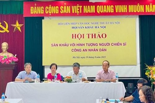 Sân khấu 'bắt nhịp' với sự chuyển mình của lực lượng Công an nhân dân