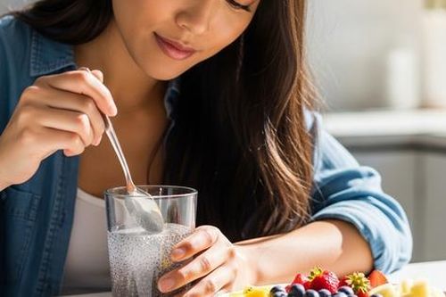 Ngâm hạt chia với bao nhiêu nước là đủ và đúng cách?