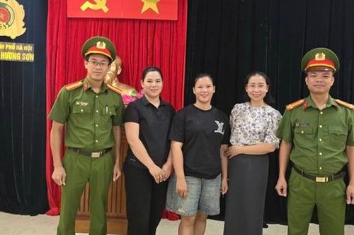 Hà Nội: Chuyển nhầm 400 triệu đồng, được Công an xã hỗ trợ nhận lại