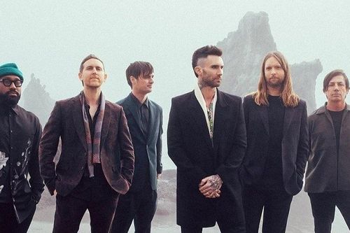 Maroon 5 bắt tay cùng Lisa và loạt ngôi sao toàn cầu, album mới có hết 'flop'?