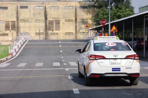Thông báo lịch tổ chức sát hạch lái xe trên địa bàn thành phố Hà Nội từ ngày 27 đến 31-8-2025