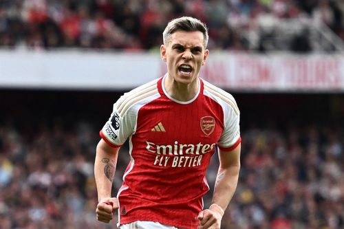 Quyết định bất thường của Arsenal