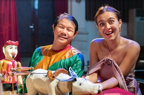 4 lần nới visa trong 8 tháng của Việt Nam
