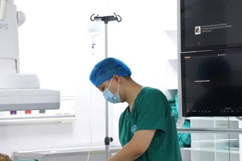 Bộ Y tế hướng dẫn thực hiện quy định mới về khám bệnh, chữa bệnh bảo hiểm y tế