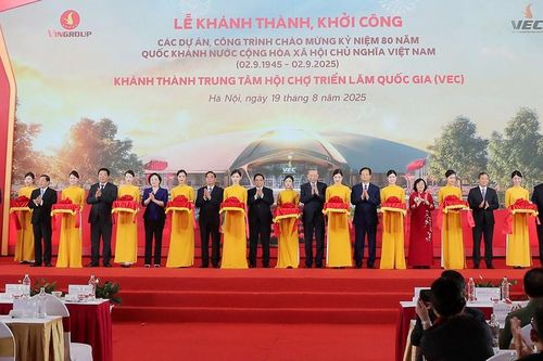 Khúc tráng ca mùa Thu với văn hóa song hành cùng phát triển