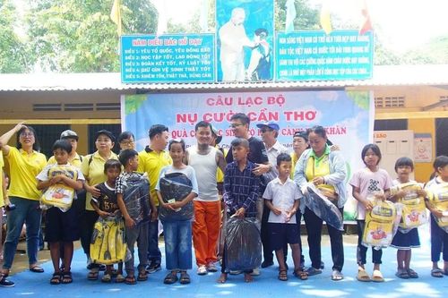 Mang đến nụ cười cho trẻ em hoàn cảnh khó khăn