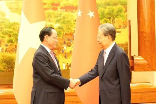 Phó Chủ tịch Quốc hội Trần Quang Phương hội kiến Ủy viên trưởng Nhân đại toàn quốc Trung Quốc Triệu Lạc Tế