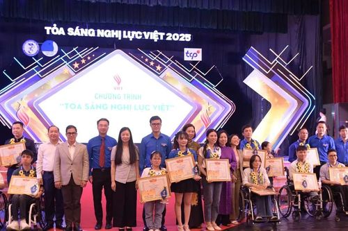 Vinh danh 25 gương thanh niên khuyết tật tiêu biểu