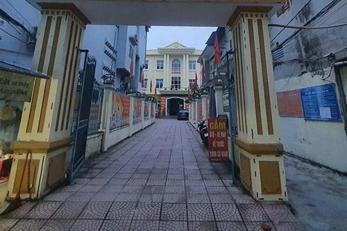 Cho thôi việc Phó giám đốc Ban quản lý dự án ở Hải Phòng