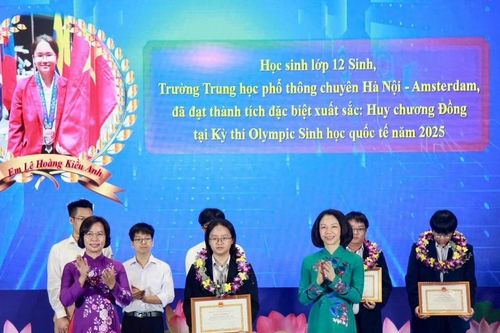 Giáo dục Hà Nội lên top đầu toàn quốc, năm học mới học thật, điểm số thật