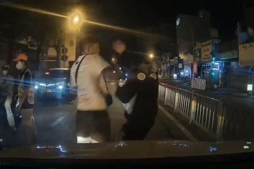 Bắt khẩn cấp nghi phạm đánh gãy sống mũi tài xế taxi công nghệ ở TPHCM