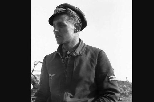 Erich Hartmann - 'Con quỷ đen' hạ gục hơn 300 máy bay trong Thế chiến II