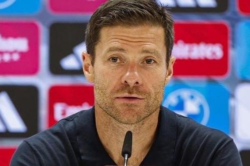 Xabi Alonso phá lệ Ancelotti ở Real Madrid, nói chí lý về Mbappe