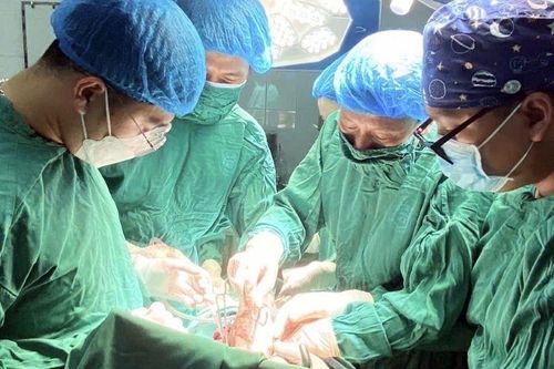 'Chạy đua với tử thần', cứu sống bệnh nhân đặc biệt nguy kịch do đa chấn thương