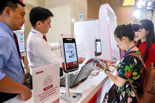 AI giám sát mạng xã hội, cảnh báo kịp thời về rủi ro truyền thông trong ngân hàng
