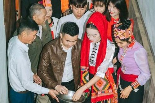 Hồn cốt hôn nhân nơi non cao xứ Nghệ