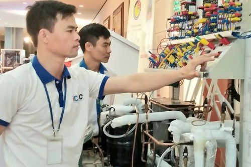 Đào tạo 'nhân lực thực chiến' - 'cuộc đua' mới của các trường nghề
