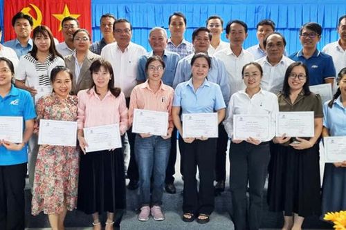 Nâng cao kỹ năng thực hiện tác phẩm đa phương tiện trên báo điện tử