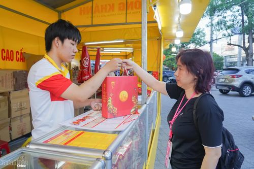 Khởi động thị trường bánh Trung thu