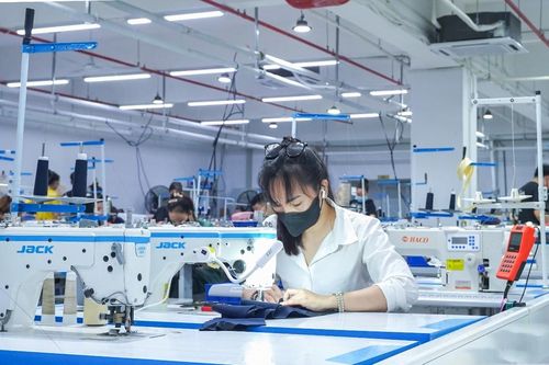 Destination Garment: May mặc thời trang và chiến lược tăng trưởng từ nhà xưởng cao tầng