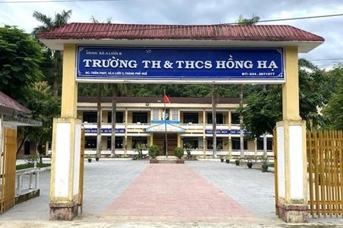 Cải thiện cơ sở vật chất trường học ở miền núi A Lưới trước thềm năm học mới