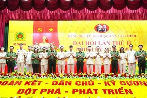 Thứ trưởng Đặng Hồng Đức dự Đại hội đại biểu Đảng bộ Cục Kế hoạch và Tài chính