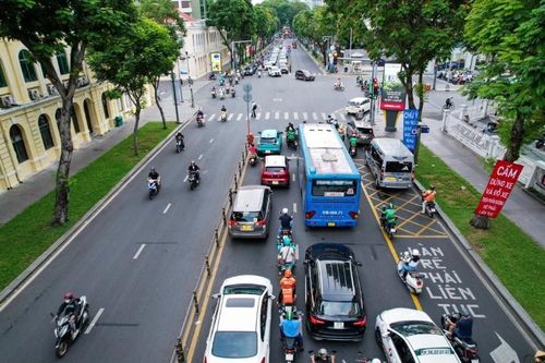 Tạm ngưng các phương tiện đi vào đường Lê Duẩn, TP.HCM ngày 23/8
