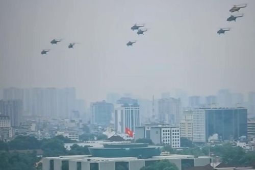 Dàn trực thăng Tổng hợp luyện lần 1 trên bầu trời Hà Nội