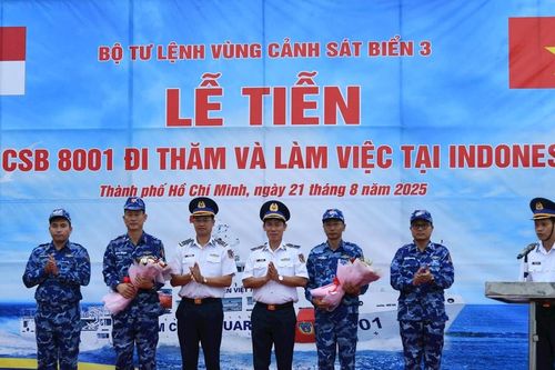 Đoàn công tác Cảnh sát biển Việt Nam thăm, giao lưu với Cảnh sát biển Indonesia