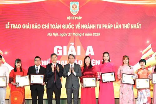 18 tác phẩm xuất sắc đoạt Giải Báo chí toàn quốc về ngành Tư pháp