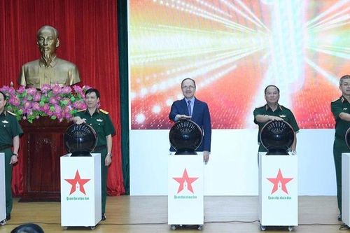 Ra mắt Báo Quân đội nhân dân điện tử tiếng Nga