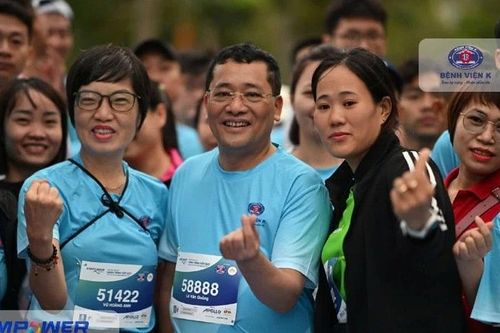 Giải chạy gây quỹ hỗ trợ người bệnh ung thư
