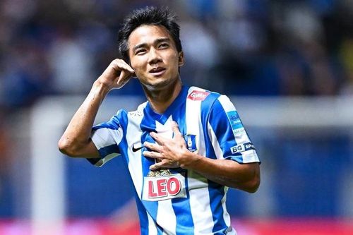 Sút từ giữa sân tung lưới Nguyễn Filip, Chanathip nói 'tôi chỉ gặp may'