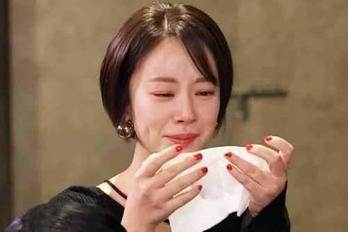 Hwang Jung Eum 'Gia đình là số 1' đối diện 3 năm tù