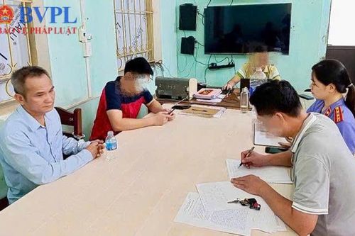 Mâu thuẫn, người đàn ông chém con riêng của vợ tử vong