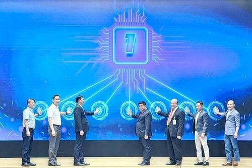 Phó Thủ tướng: Cần sớm nhân rộng mô hình 'Học viện AI Việt Nam' trên toàn quốc