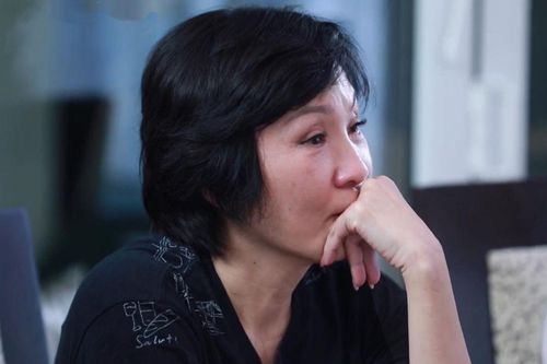 Thông báo khẩn của nghệ sĩ Hồng Đào
