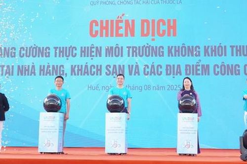 Huế phát động chiến dịch xây dựng môi trường không khói thuốc tại nhà hàng, khách sạn