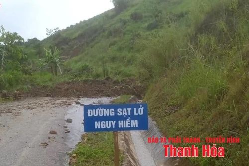 Công bố tình huống khẩn cấp thiên tai đối với vị trí sạt lở trên tuyến đường từ Quan Sơn đi Tam Lư