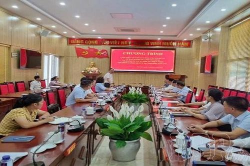 Đoàn công tác UBKT Trung ương làm việc tại xã Na Son
